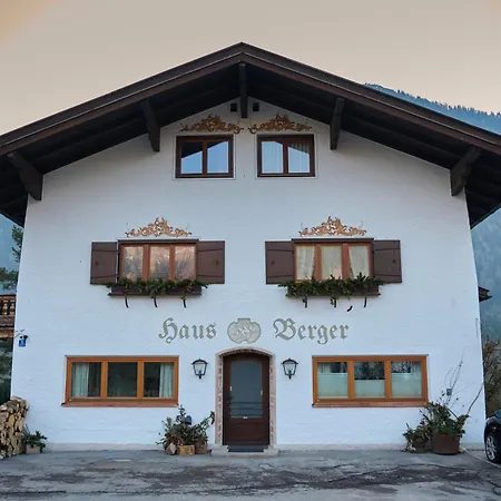 Haus Berger Apartment